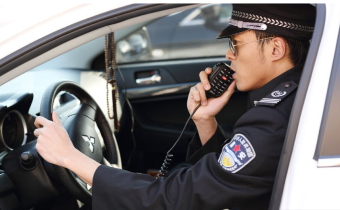 看完這篇文章，基本就可以自己動(dòng)手安裝車臺(tái)了