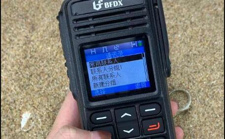 如何解決短波通信的對講盲區(qū)問題