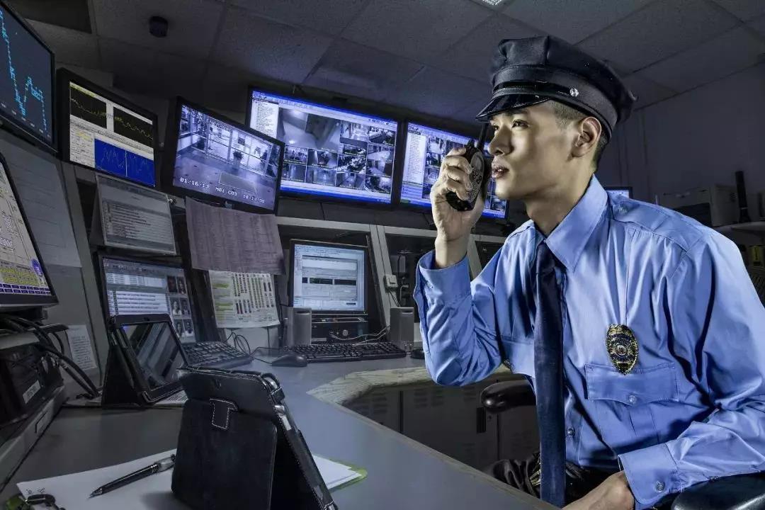 重要要求：軍隊(duì)禁止用微信取代對講機(jī)執(zhí)行任務(wù)！